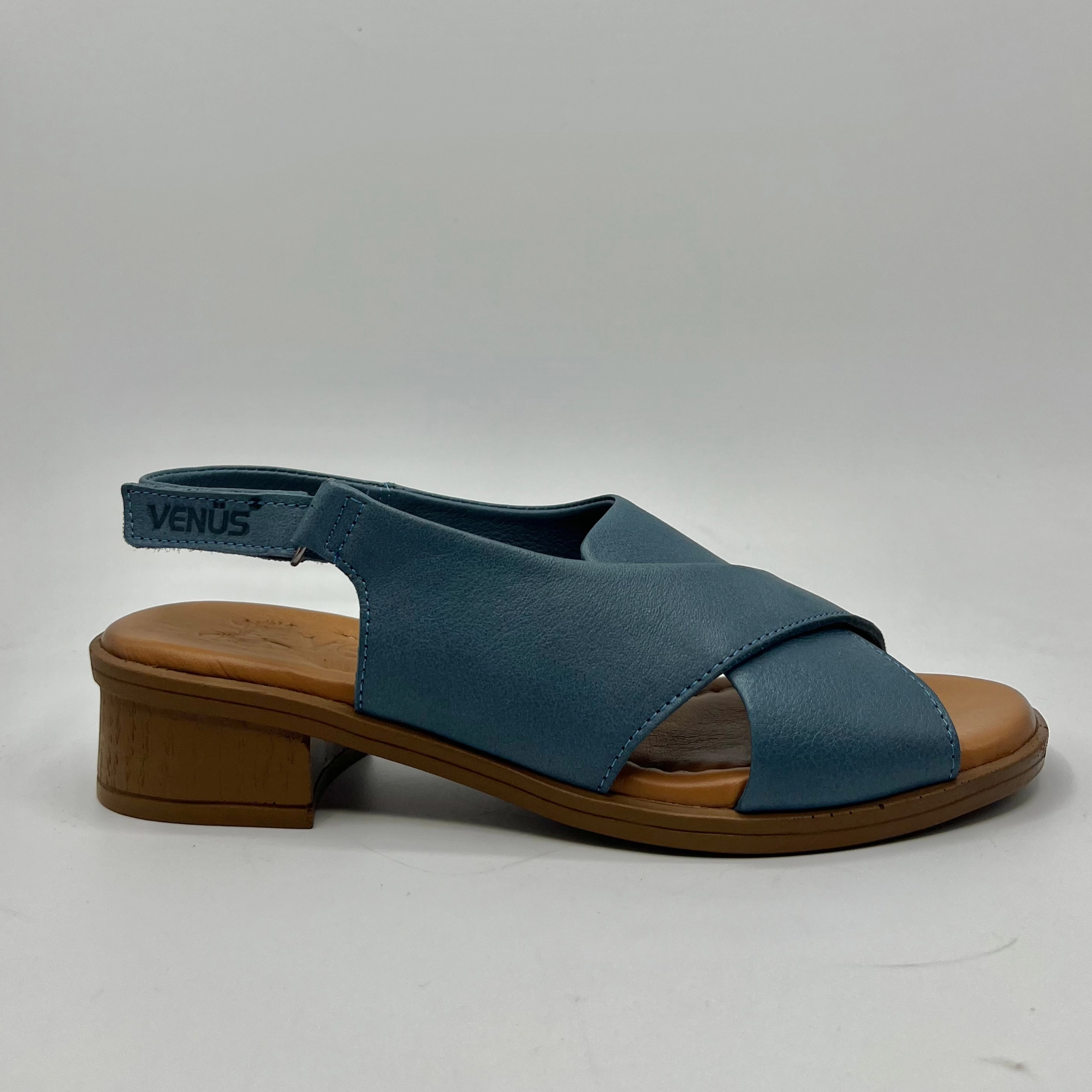 Venus Theia Zero Drop Heel Air Trip