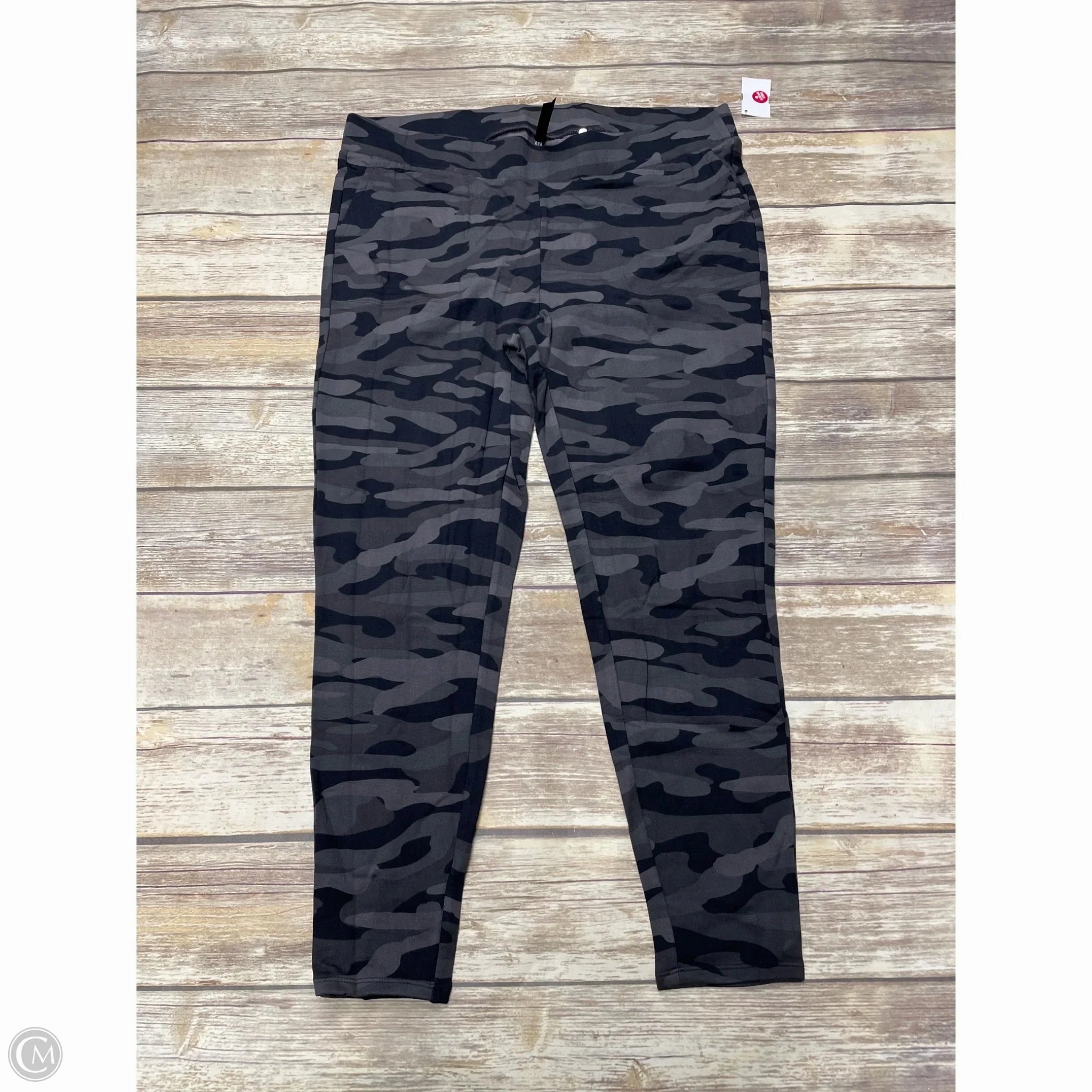 Pants Leggings By Torrid In Camouflage Print, Size: 2x Slim Style Fit Shape