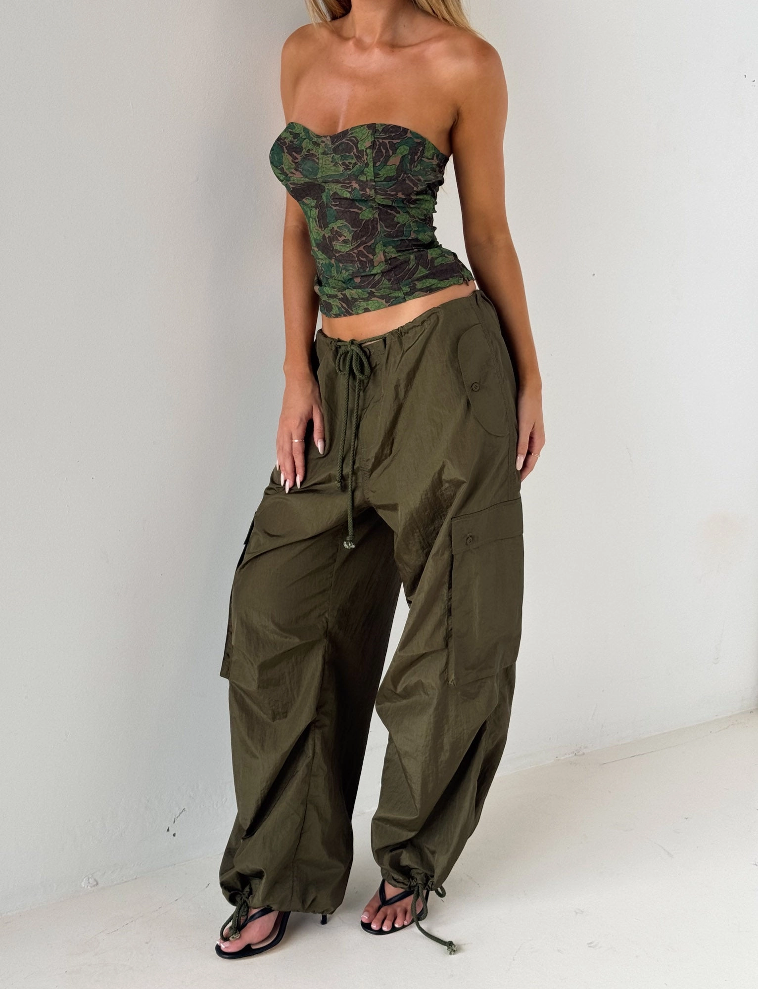 Scandi Clean VIOLETTE PANT - GREEN : KHAKI GREEN