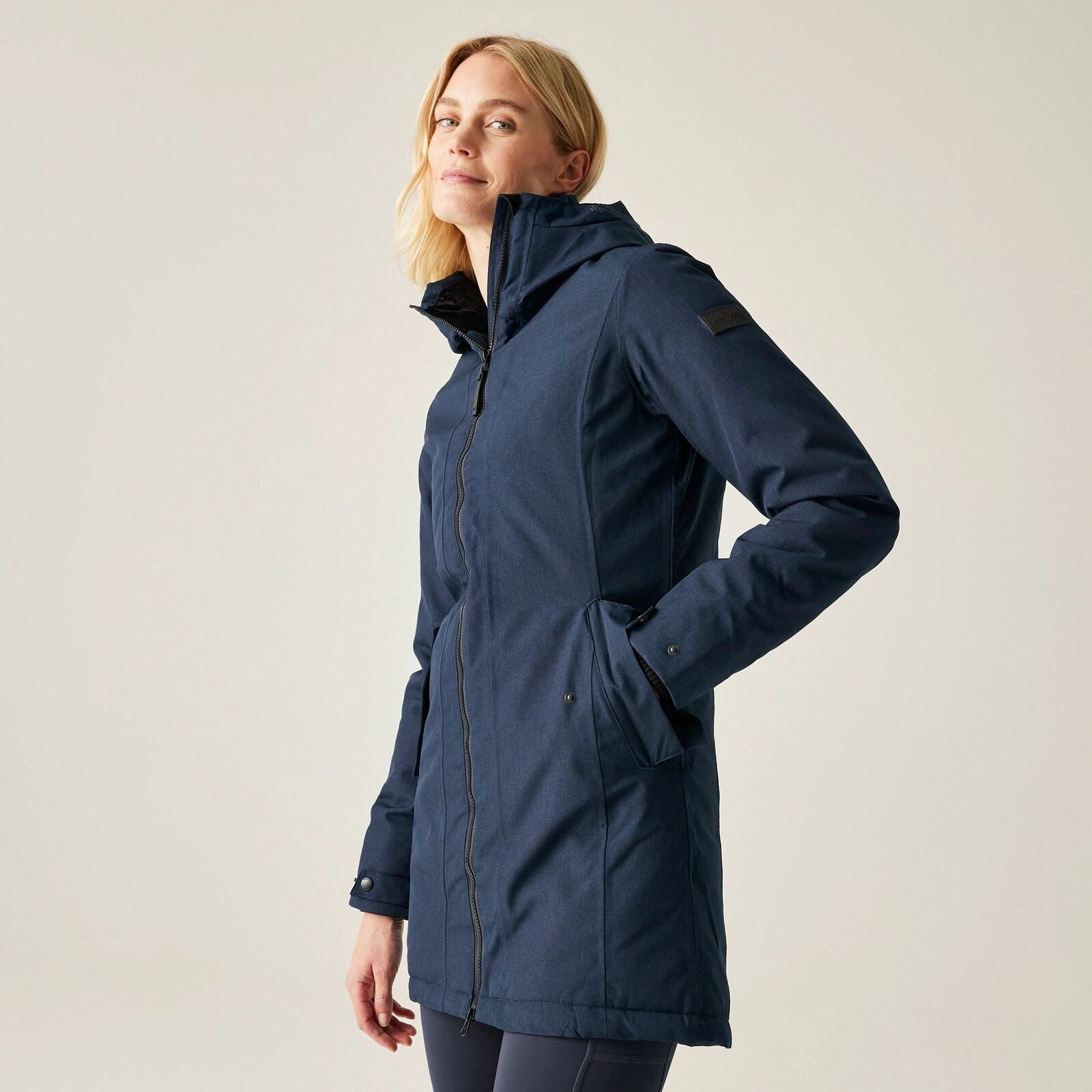 Regatta Womens Voltera IV Heated Waterproof Jacket Articulated Knees Seamless Welded Construction