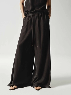 Stretchable Weekend Ready Wide Leg Silk Trousers