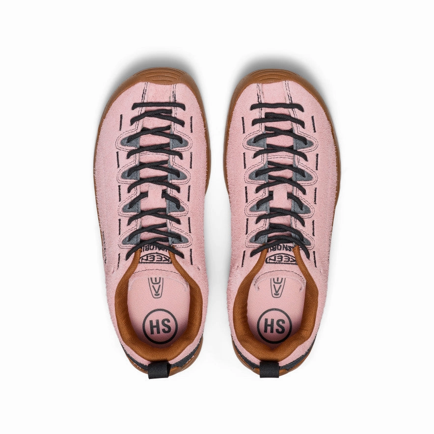 Women's Jasper Sneaker x Highsnobiety  |  Pink/Gum Chill Mode Lifestyle Fit