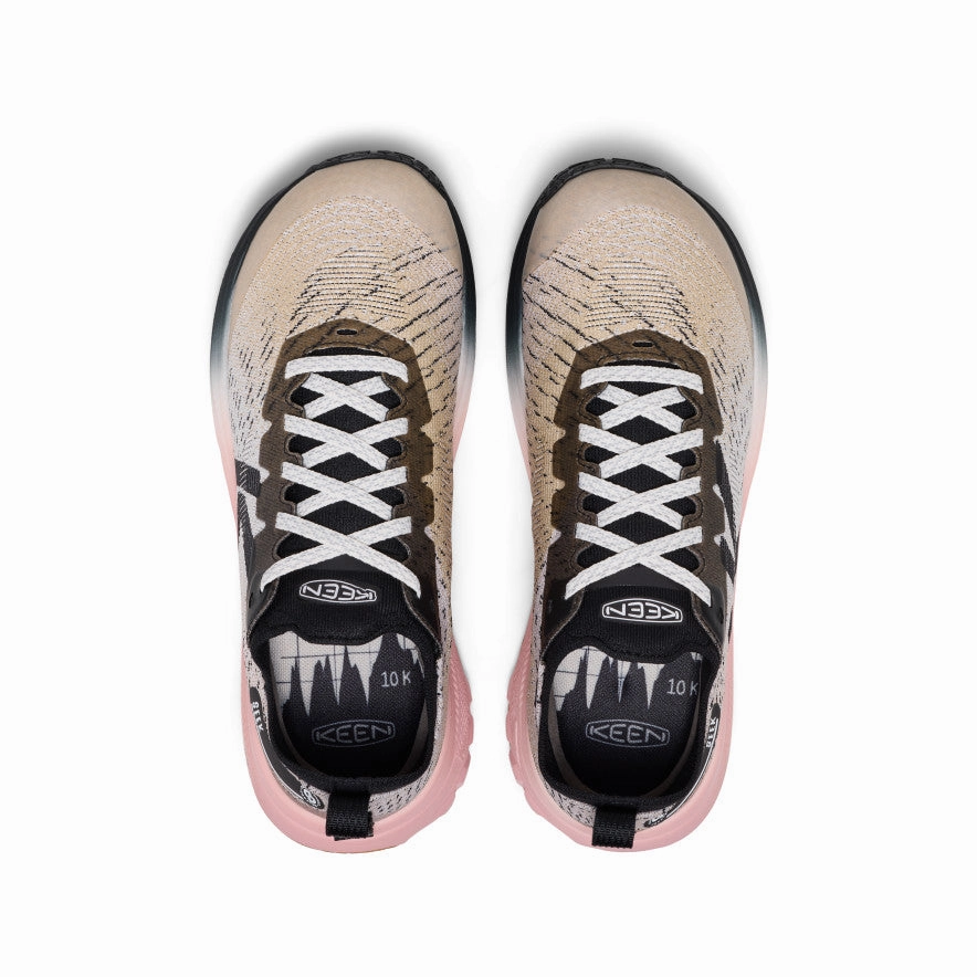Women's Seek Trail Running Shoe  |  Black/Sunset Sand Slip Off
